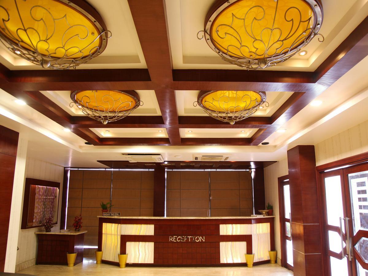 Oyo 2054 New Hotel Broadway バラナシ エクステリア 写真