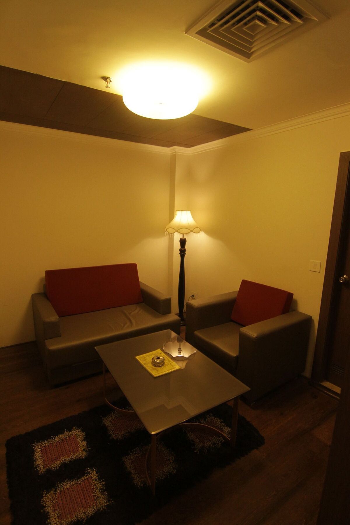 Oyo 2054 New Hotel Broadway バラナシ エクステリア 写真