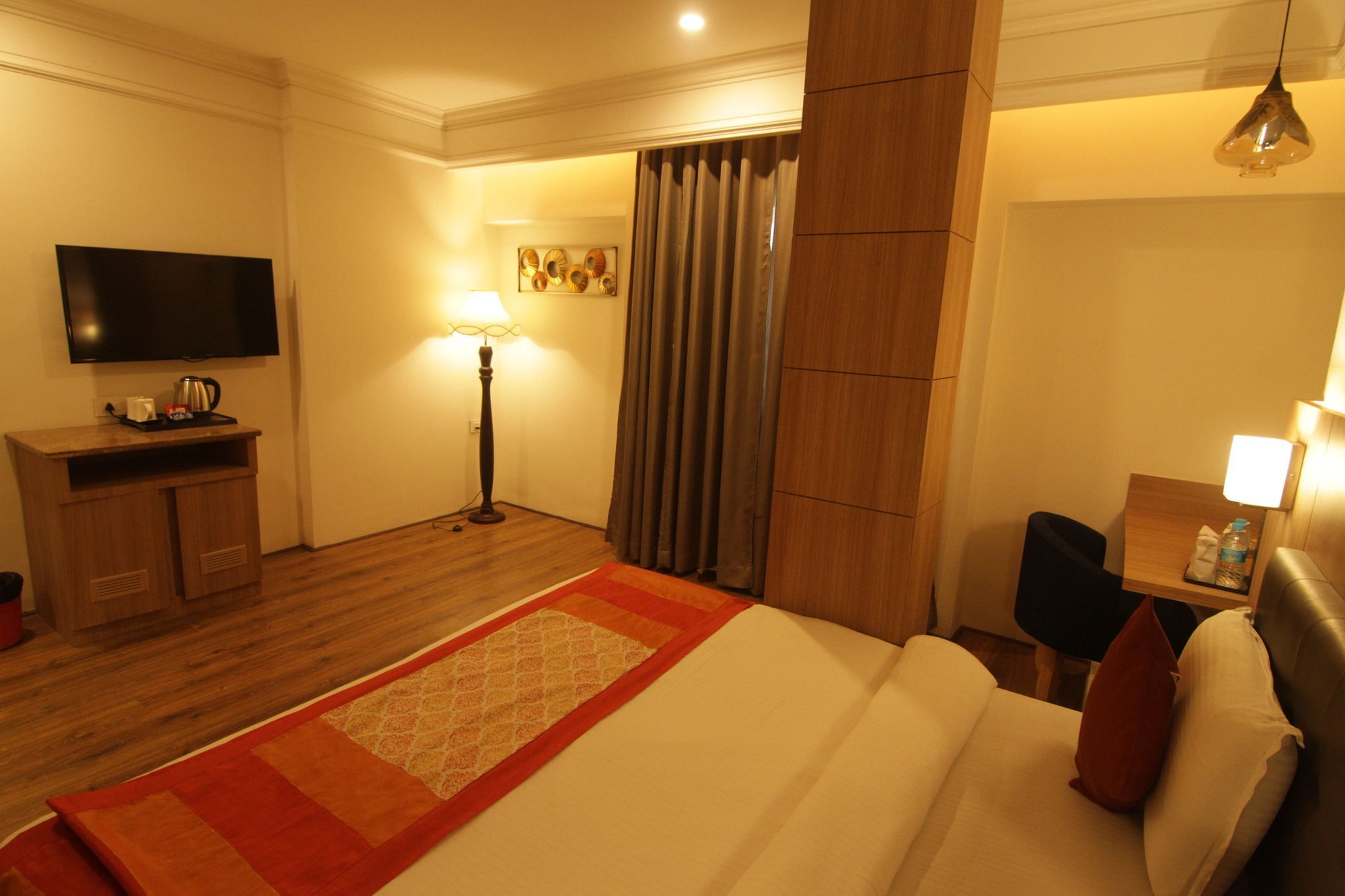 Oyo 2054 New Hotel Broadway バラナシ エクステリア 写真