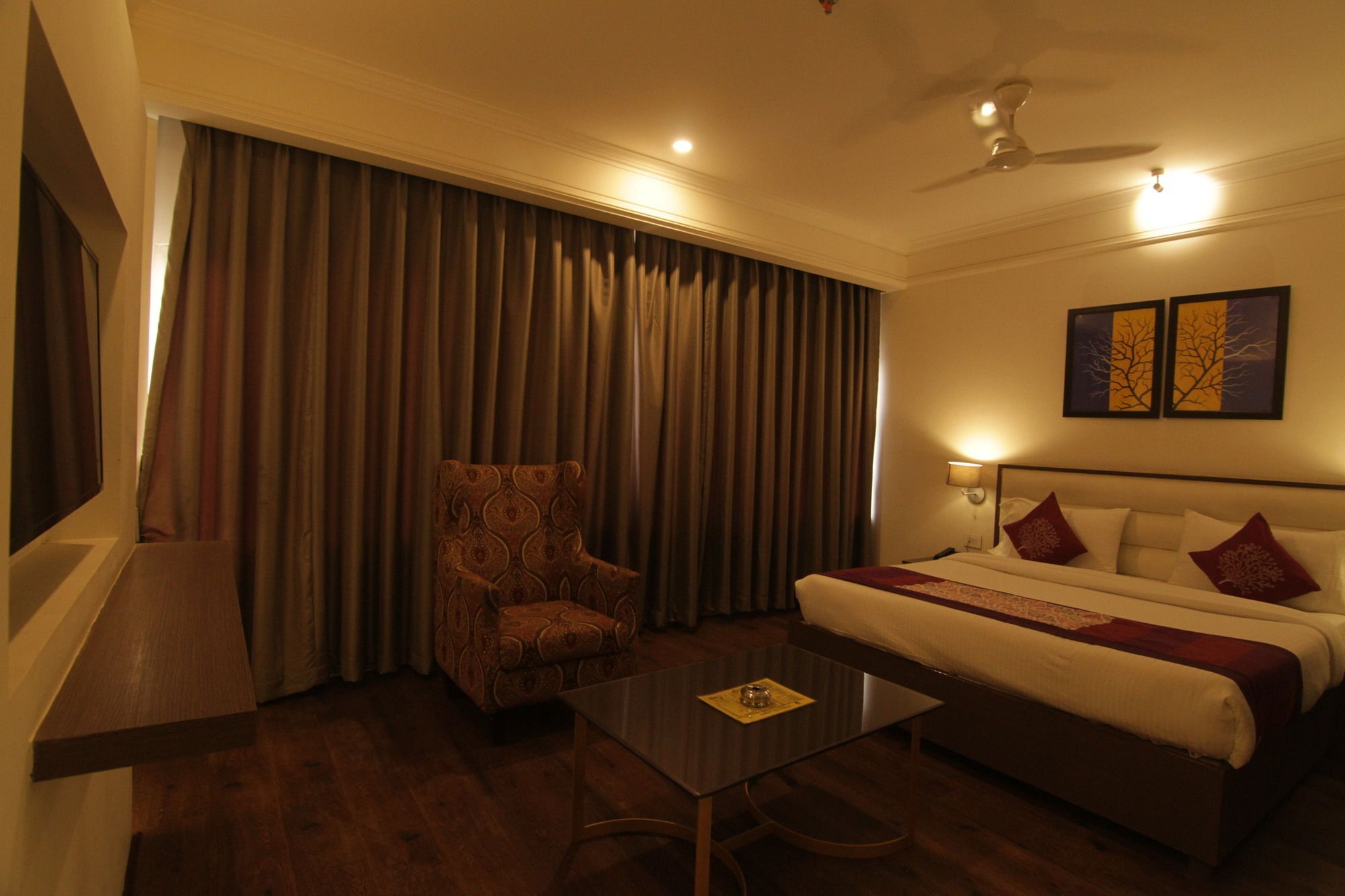 Oyo 2054 New Hotel Broadway バラナシ エクステリア 写真